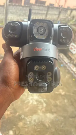 Triple Lens With Night Flash