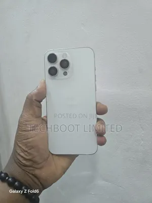 Apple iPhone 15 Pro Max 256 GB White