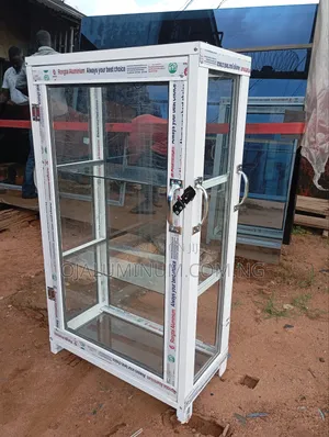 New Showglass With Good Quality Glass(2ft by 4ft)