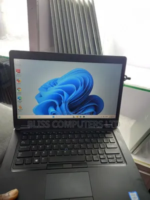 Laptop Dell Latitude 5490 8GB Intel Core i5 SSD 256GB
