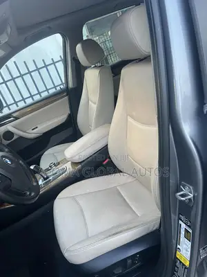 BMW X3 xDrive28i 4dr SUV AWD (2.0L 4cyl Turbo 8A) 2014 Gray