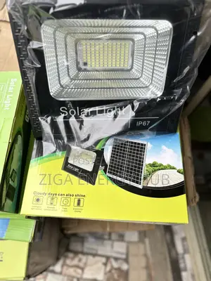 18watts Solar Flood Light