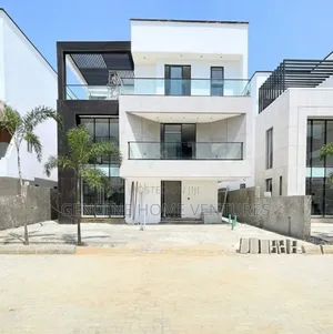 5bdrm Duplex in Lekki Phase 1 for sale