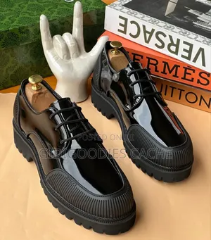 Gucci Wetlook Dress Shoes