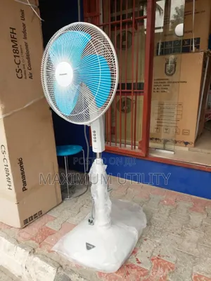 Original Panasonic 16-Inch Standing Fan, Model F-407y.