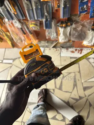 Ingco Measuring Tape 10 Meters
