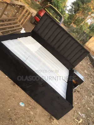 6by6 Paddle Bedframe Is Available