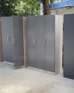 5*8 Wardrobe