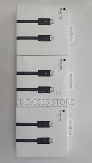 Apple Thunderbolt 5 Pro Cable (1m)