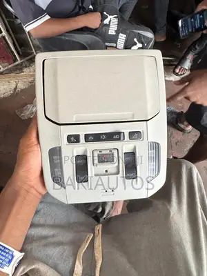 Highlander 20 Overhead Console Assembl Panoramic Sunroof Light Control