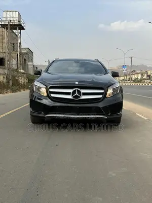 Mercedes-Benz GLA 250 2016 Black