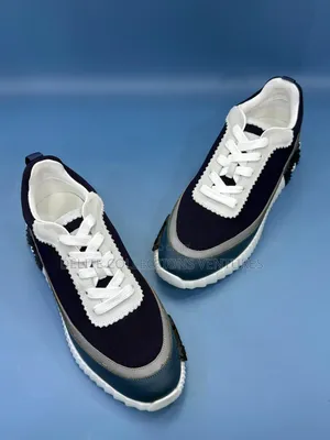 *Brand New Hermes Sneakers* *41,42,43,44,45,46*