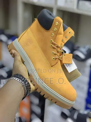 Patterned Sole Timberland Leather Boot