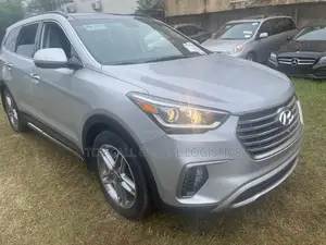 Hyundai Santa Fe Limited Ultimate AWD 2018 Silver