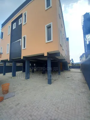 3bdrm Apartment in Soluyi for sale