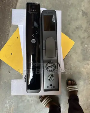 Smart Door Lock Fingerprint Handle Digital Keyless Lock Smart Key