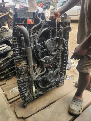 Radiator Fan and Condenser Front Court a Pathfinder. Jx35 Qx60 2020