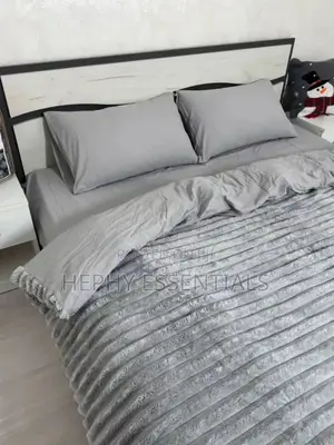 Super Soft Plush Throw Blankets (6/6 Size) Complete Set