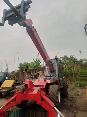 A Telescopic Forklift With Extended Boom Capability