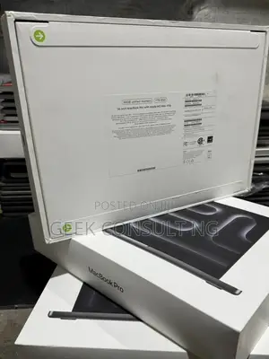 Laptop Apple MacBook Pro 2024 M4 Max 14-inch 36GB Apple M3 Max SSD 1T