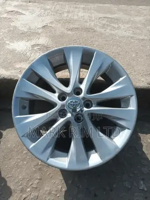 18inche Rim Toyota Sienna 2018