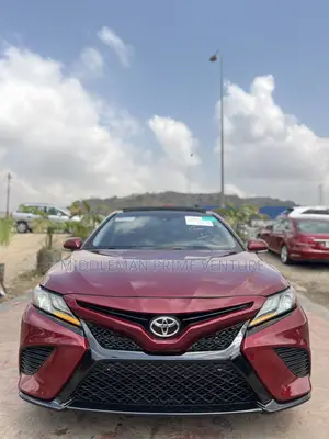Toyota Camry XSE (2.5L 4cyl 8A) 2019 Red