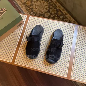 Keen Hyperport Leather Clogs – Comfortable Outdoor Footwear