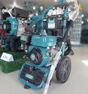 Total Petrol Pressure Washer 6hp 3100 Psi 214bar