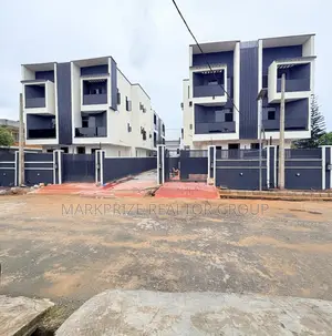 4bdrm Duplex in Adeniyi Jones Ikeja for sale