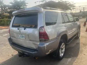 Toyota 4-Runner 2006 Silver