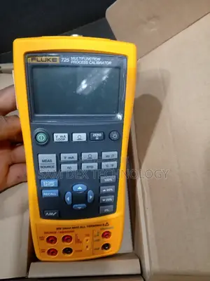 Fluke 725 Multifunction Process Calibrator