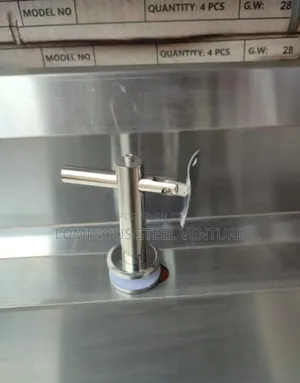 Adjustables Glass Holder for Your 10mm Thickness of Glass and Above