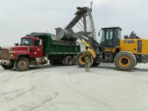 Granite , Sand , Stone Dust at Reasonable Prices