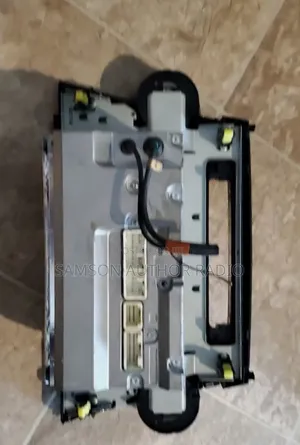 Factory Followcome Basic Radio Toyota Highlander 2008