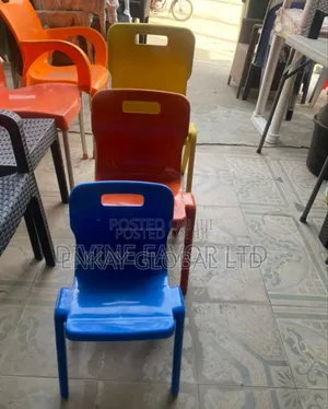Quality Plastic Chairs for Secondary School and Primary T