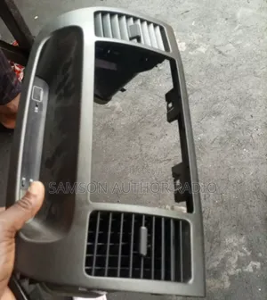 Factory Followcome Radio Chrome Camry 2005