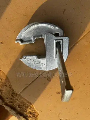 Doka Panel Clamp