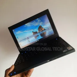 Laptop Dell Latitude 2100 2GB Intel Atom HDD 160GB