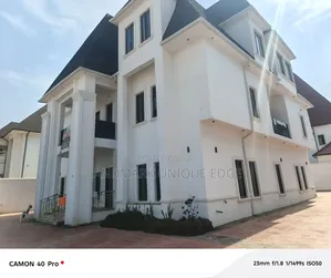 7bdrm Duplex in Gwarinpa Karsana for sale