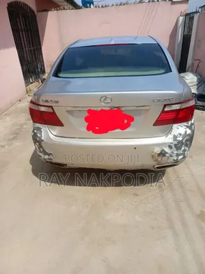 Lexus LS 460 L Luxury Sedan 2007 Silver