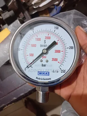 Pressure Gauge 0-250bar /3,500psi 4inches