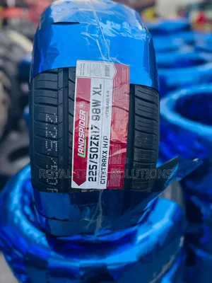 225/50r17 Landspider Brand New