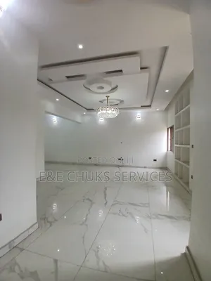4bdrm Duplex in Obio-Akpor for sale