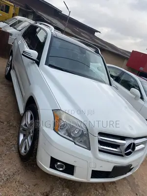 Mercedes-Benz GLK-Class 350 4MATIC 2010 White