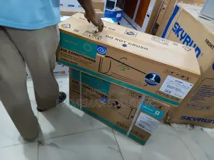 Hisense 1.5hp Long Distance Air Supply Inverter As12dk1