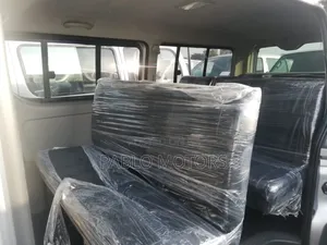 Toyota HiAce 2013 Grey