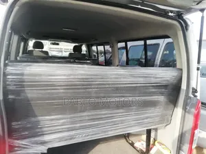 Toyota HiAce 2013 Grey