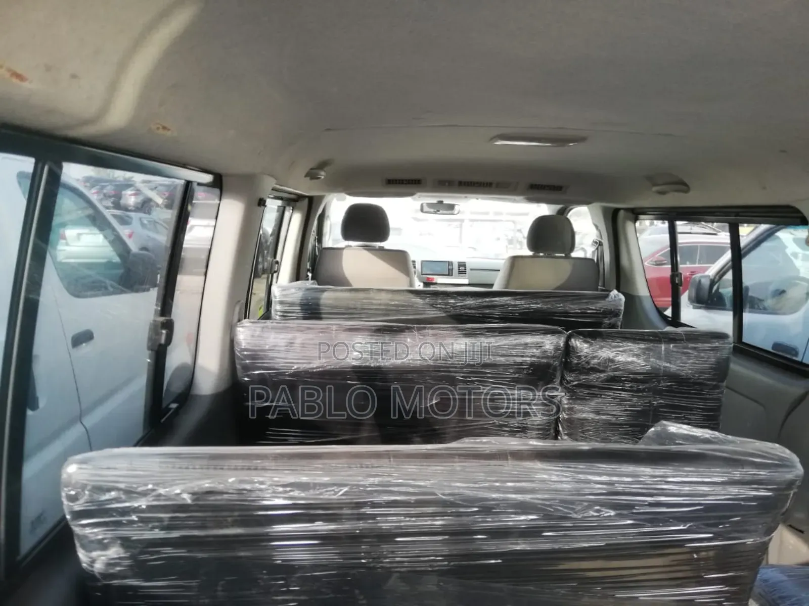 Toyota HiAce 2013 Grey