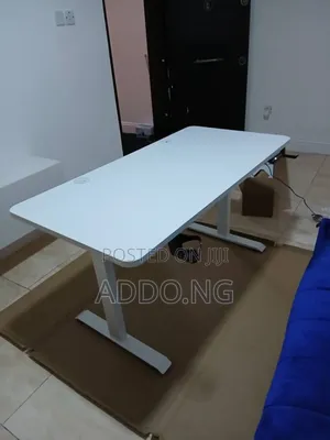 Electric Adjustable Desk 1.4 Meter