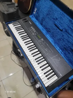 Yamaha Kx61 Studio Keyboard